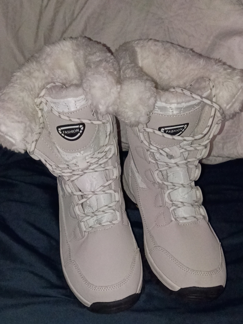 Fashion Fur-Lined Winter Boots in Gray & White